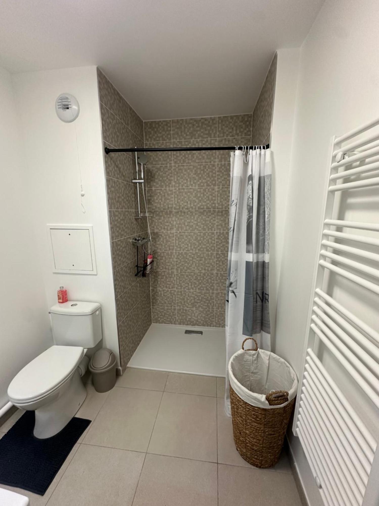 2 Pieces Neuf Avec Sont Jardin Prive Appartement